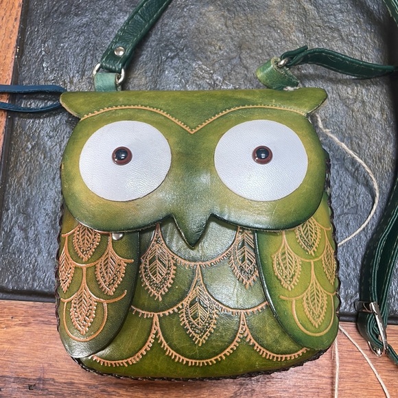 2 owl embossed leather handmade crossbody wristlet keychain bag handbag purse - Picture 2 of 11